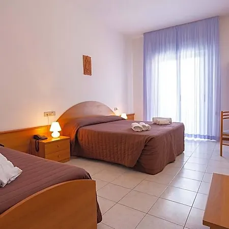 호텔 Centro Vacanze Domus M.g.