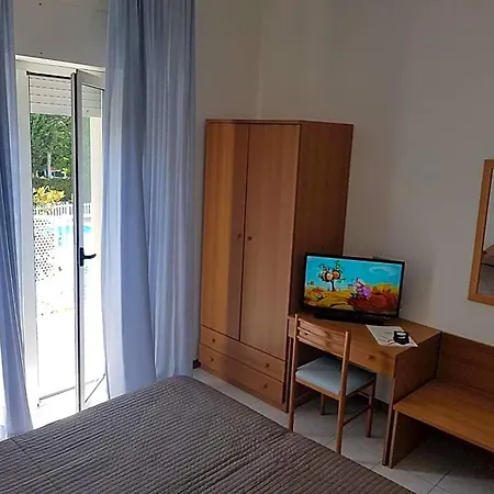 호텔 Centro Vacanze Domus M.g. 2*